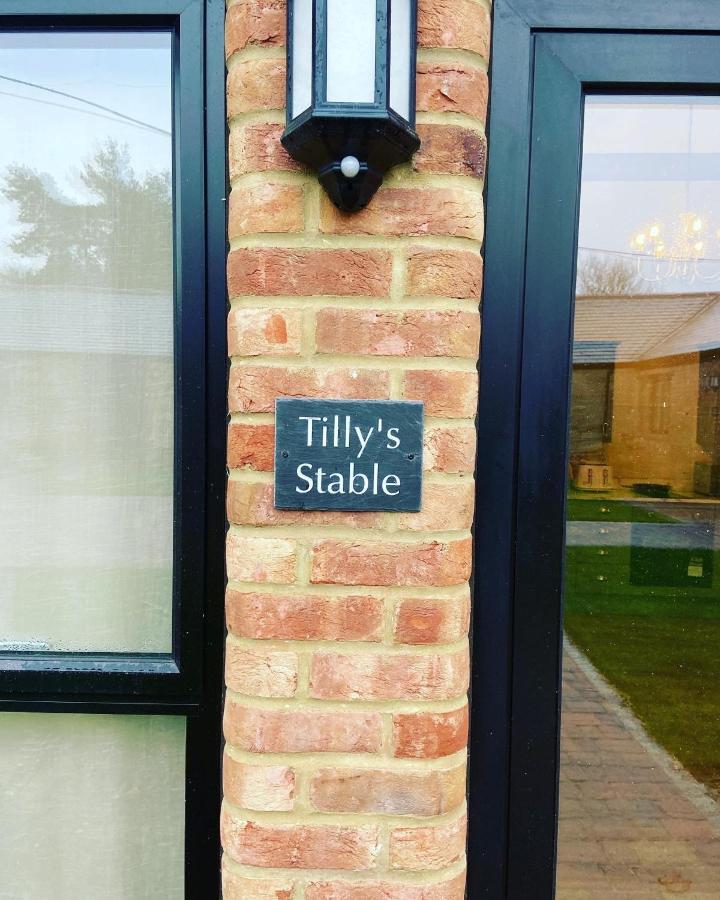 Tilly'S Stable Pattishall Dış mekan fotoğraf